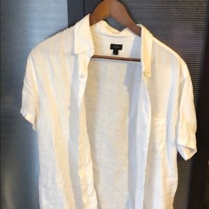 White linen button down short sleeve shirt